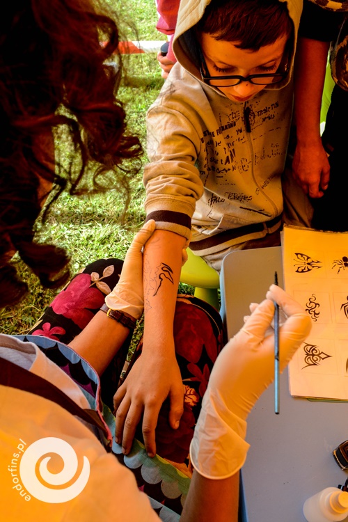 malowanie tatuaży z henny